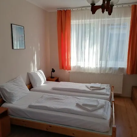 Bed & Breakfast Hullam Panzio *