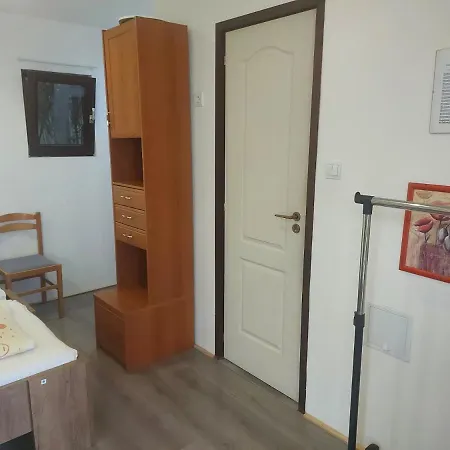 Hullam Panzio Bed & Breakfast Hajduszoboszlo