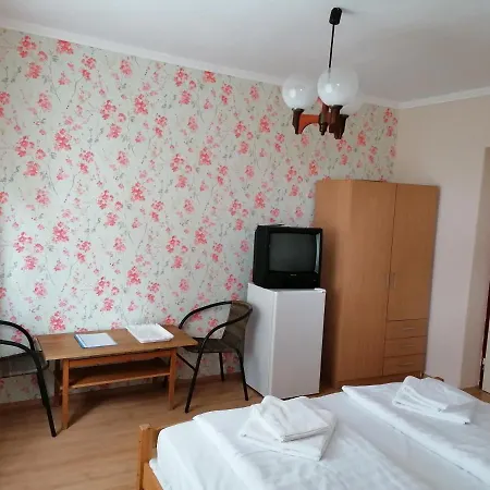 ベッド・アンド・ブレックファスト Hullam Panzio ハイデゥソボスロー