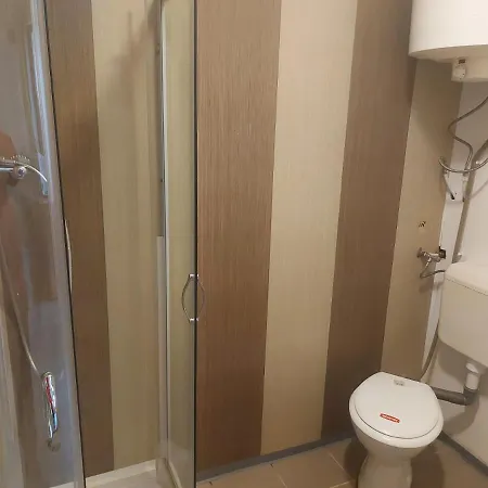 Hullám Panzió *